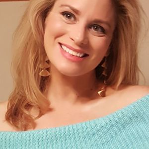 Meet your Posher, Victoria